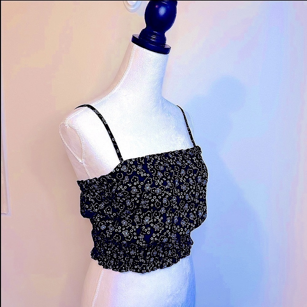 NWT Abound Black & Teal Ditsy Floral Smocked Crop Camisole Coastal Chic Size S - Picture 7 of 16